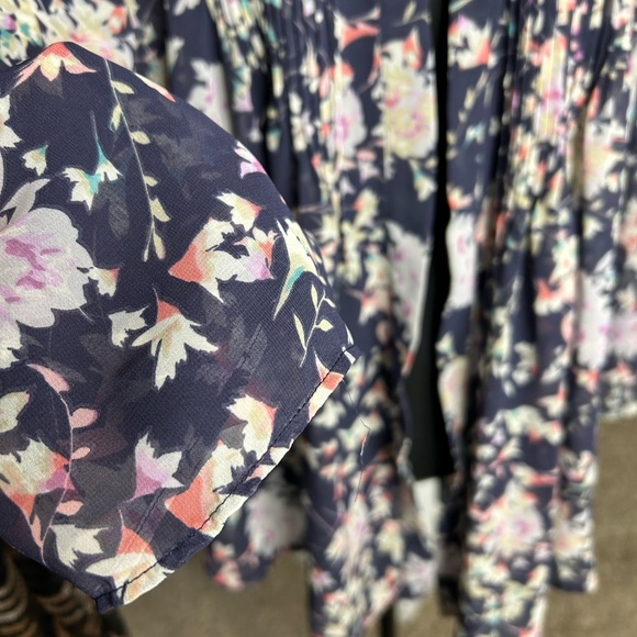 Lauren Conrad cardigan blouse large - Picture 5 of 9